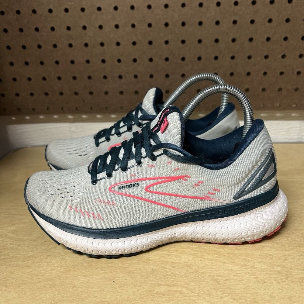 Brooks Women’s Grey and Pink Running Sneakers